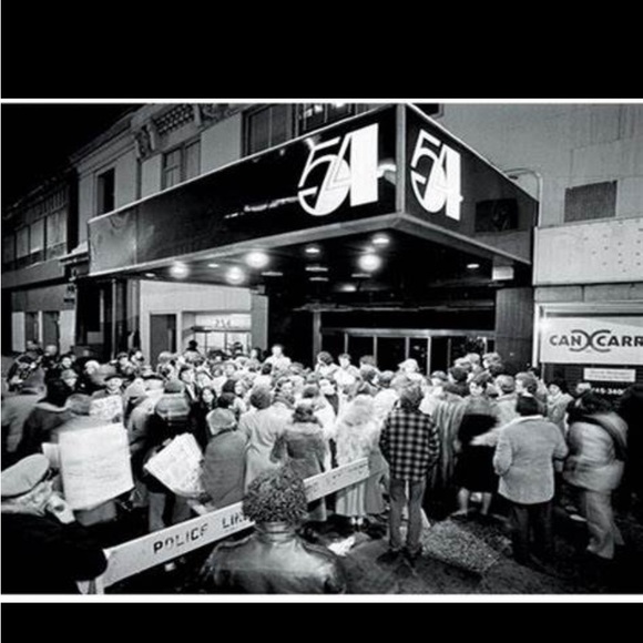 🕺🔥Please ❤️ ROUND #22 next door🚪 to continue 💃🏽🕺🥳➡️➡️➡️Taggers needed 😊 - Picture 3 of 16